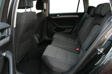 Volkswagen Passat B8 Variant Facelifting 2.0 TSI 190KM 2021 Volkswagen Passat BUSINESS 2.0TSI 190KM Salon PL GWARANCJA SelectCar+ FV23%, zdjęcie 14