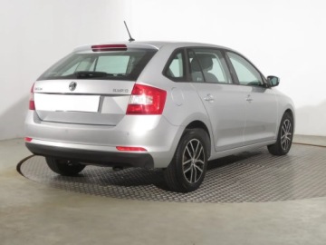 Skoda Rapid II Spaceback 1.6 TDI 115KM 2015 Skoda Rapid Spaceback 1.6 TDI, Salon Polska, zdjęcie 4