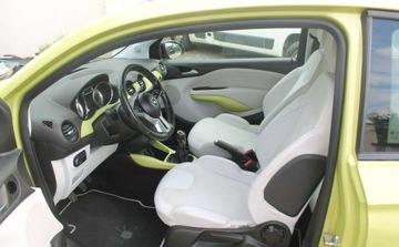 Opel Adam Hatchback 1.2 70KM 2013 Opel Adam 1.2 Benzyna 70KM, zdjęcie 6