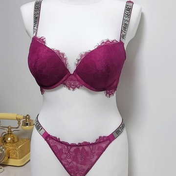 Victoria's Secret komplet bielizny różowy r. 85B