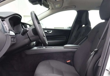 Volvo XC60 II Crossover Facelifting 2.0d B4 197KM 2022 Volvo XC 60 B4 Hybrid Benzyna 19714KM Momentym LIFT Android Salon POLSKA F, zdjęcie 13