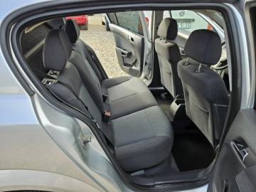 Opel Astra H Hatchback 5d 1.6 Twinport ECOTEC 105KM 2007 Opel Astra Opłacona Zdrowa Zadbana Serwisowana, zdjęcie 10