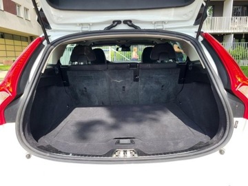 Volvo V60 I Kombi Facelifting 2.0 T5 DRIVE-E 245KM 2017 VOLVO V60 T5 2.0l benzyna 245KM*Dokumentacja * Zadbany * 141, 074km, zdjęcie 25