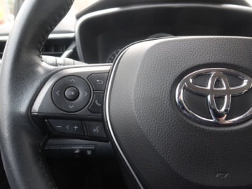 Toyota Corolla XII Sedan 1.5 VVT-i 125KM 2022 Toyota Corolla 1.5 VVT-i, Salon Polska, zdjęcie 16