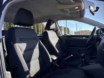 Volkswagen Jetta VI Sedan Facelifting 1.4 TSI 125KM 2016 Volkswagen Jetta 1.4TSI 125KM Comfortline (Salon P, zdjęcie 25