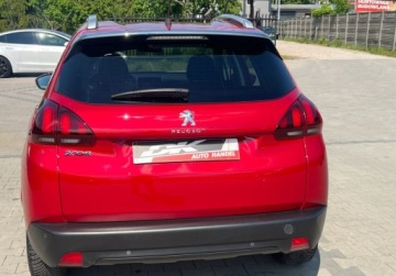 Peugeot 2008 I SUV Facelifting 1.2 PureTech 110KM 2018 Peugeot 2008 Automat Panorama Nawigacja 1.2 Benzyna 110KM, zdjęcie 6