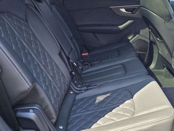 Audi Q7 II 2025 AUDI Q7 55 TFSI e quattro S Line Suv 3.0 (394KM) 2025, zdjęcie 12