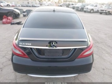 Mercedes CLS W218 2017 Mercedes-Benz CLS 550 2017 4.7 Benzyna 402KM, zdjęcie 4