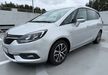 Opel Zafira C Tourer Facelifting 1.6 Turbo 136KM 2018 Opel Zafira salon PL 1,6 automoat 7 osobowa 1.6 Benzyna 136KM, zdjęcie 1
