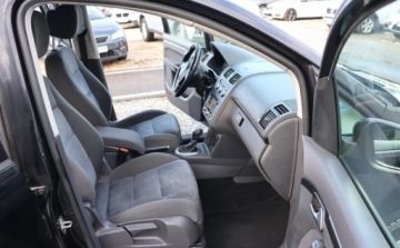 Volkswagen Touran II 2.0 TDI 140KM 2015 Volkswagen Touran XENON, LED, Czujniki, Tempomat, NAVI, Alcantara, Climatr, zdjęcie 9