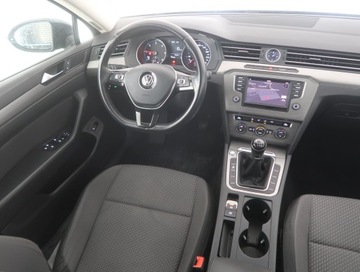 Volkswagen Passat B8 Limousine 2.0 TDI BlueMotion Technology 150KM 2016 VW Passat 2.0 TDI, Salon Polska, Serwis ASO, Navi, zdjęcie 6