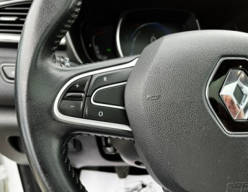 Renault Kadjar Crossover 1.2 Energy TCe 130KM 2016 Renault Kadjar Panorama/Navi / Kamera/Asys Parkowa, zdjęcie 22