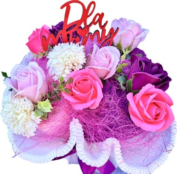 Подарочный букет на День матери из полотенец и мыльных цветов для мамы