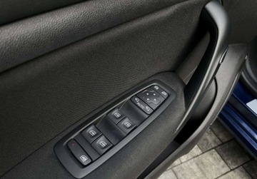 Renault Megane IV Grandtour Facelifting 1.3 TCe 140KM 2020 Renault Megane 1.33 140KM led navi MANUALGWARANCJA benzyna 1.3 140KM, zdjęcie 31