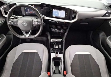 Opel Mokka II SUV 1.2 Turbo 130KM 2023 Opel Mokka 1.2 Turbo 131KM Aut.8-biegow Elegance Kamera LED Tempomat FV23, zdjęcie 18