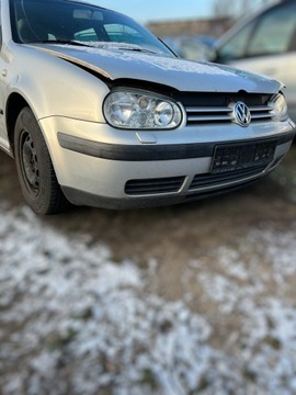 NÁRAZNÍK PŘEDNÍ GOLF 4 IV LB7Z