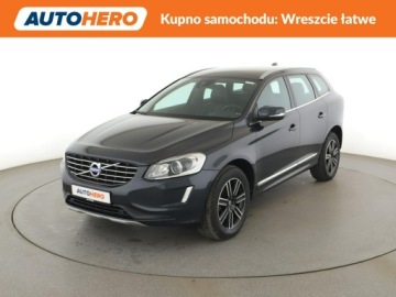 Volvo XC60 I SUV Facelifting 2.0 D4 DRIVE-E 190KM 2017 Volvo XC 60 Summum automat skóra 190KM navi PDC