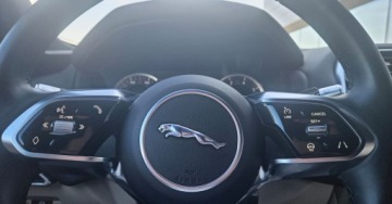 Jaguar XE Sedan Facelifting 2.0 i4P 250KM 2019 Jaguar XE 2.0 Benzyna 250KM, zdjęcie 2