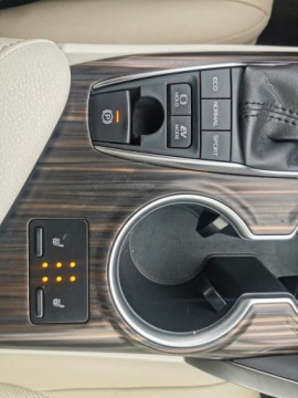 Toyota Camry IX Sedan 2.5 Hybrid Dynamic Force 218KM 2020 Toyota Camry 2.5 Hybrid Executive CVT 2.5 Hybrid E, zdjęcie 23