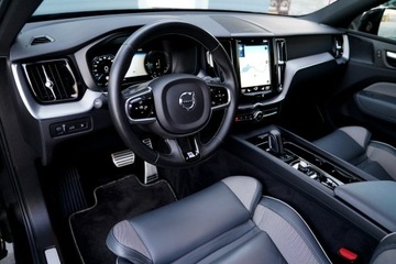 Volvo XC60 II Crossover Plug-In 2.0 T8 Twin Engine Plug-in Hybrid 390KM 2021 Volvo XC 60 INSCRIPTION panorama ful led, zdjęcie 21