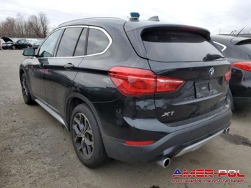 BMW X1 F48 2021 BMW X1 2021, 2.0L, 4x4, porysowany lakier, zdjęcie 2