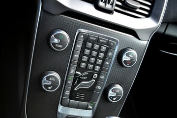 Volvo V40 II 2019 Volvo V40 2.0 T2 122KM RDesign Panorama Skóra, zdjęcie 20