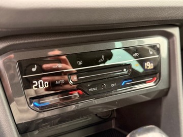 Volkswagen Tiguan II SUV Facelifting 2.0 TSI 190KM 2022 Volkswagen Tiguan 2.0TSI 190KM ACC 4x4 SalonPL Ele, zdjęcie 27