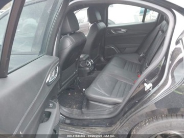 Alfa Romeo Giulia II 2023 Alfa Romeo Giulia Quadrifoglio 2023 2.9l 2.9 Benzyna 505KM, zdjęcie 12