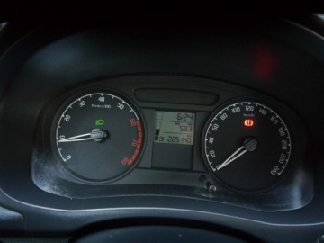 Skoda Fabia II Hatchback 1.2 i HTP 60KM 2009 Škoda Fabia Skoda Fabia 1.2mpi Gwarancja 12mc bez, zdjęcie 19