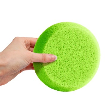 Gąbka do kąpieli Akuku delikatna do mycia niemowląt 9 x 4 cm zielona 0+