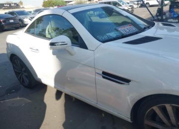 Mercedes SLC 2017 Mercedes-Benz SLC SLC 300, od ubezpieczalni 2.0 Benzyna 241KM, zdjęcie 1