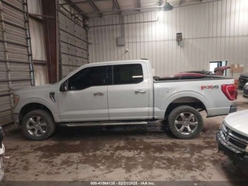 Ford 2022 Ford F150 2022 Ford F-150 XL 4WD SuperCrew 5.5 Box 5.0 Benzyna 400KM, zdjęcie 1