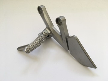 HONDA CB 1000 R SC80 Комплект подножки переднего водителя L