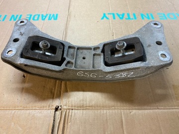 LAPA UCHWYT SKRZYNI BIEGOW BMW M3 E90 GS6-53BZ