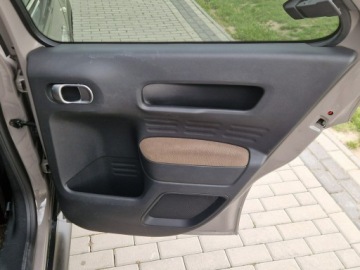 Citroen C4 Cactus Crossover 1.6 BlueHDi 100KM 2015 Citroen C4 Cactus 1.6hdi 100KM Klima Navi Alu, zdjęcie 25