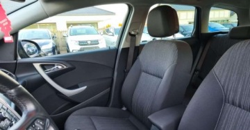 Opel Astra J Sports Tourer 1.4 Turbo ECOTEC 120KM 2011 Opel Astra Opel Astra 1.4 Benzyna 120KM, zdjęcie 19