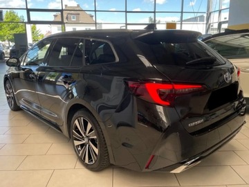 Toyota Corolla XII TS Kombi Facelifting 1.8 Hybrid 140KM 2025 Od ręki - Style 1.8 Hybrid 140KM | Podgrzewane fotele!, zdjęcie 2