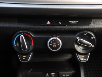 Kia Rio IV Hatchback 5d 1.2 DOHC 84KM 2018 Kia Rio 1.25 CVVT, Salon Polska, 1. Właściciel, zdjęcie 12