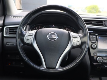 Nissan Qashqai II Crossover 1.2 DIG-T 115KM 2014 Nissan Qashqai 1.2 DIG-T, Navi, Klima, zdjęcie 15