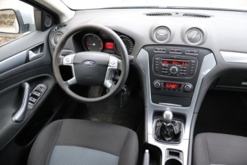 Ford Mondeo IV Kombi 1.6 Duratorq TDCi 115KM 2012 Ford Mondeo 1.6 TDCi, Salon Polska, Klima, zdjęcie 6