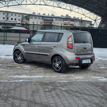 Kia Soul I Crossover 1.6 CRDI VGT 128KM 2009 Kia Soul I 1.6 CRDI Attract, zdjęcie 5