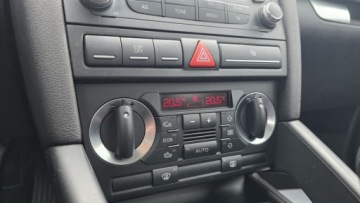 Audi A3 8P Hatchback 3d 1.4 TFSI 125KM 2008 Audi A3 3-drzwiowe climatronic zarejestrowane, zdjęcie 11