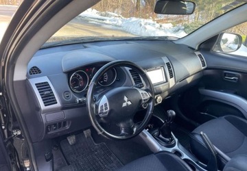 Mitsubishi Outlander II 2.0 MIVEC 147KM 2010 Mitsubishi Outlander Mitsubishi Outlander 2.0 2WD Edition 2.0 Benzyna 147KM, zdjęcie 14