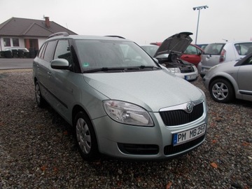 Skoda Fabia II Kombi 1.4 i 16V 85KM 2009 Skoda Fabia II KLIMA Zobacz Warto !!!, zdjęcie 7