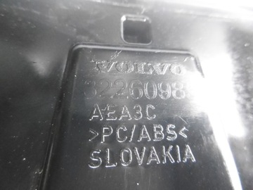 LOKETNÍ OPĚRKA KŮŽE EVROPA VOLVO S60 III V60 II 18-