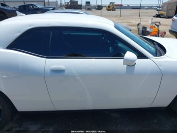 Dodge Challenger III 2023 Dodge Challenger GT 2023 3.6l 3.6 Benzyna 303KM, zdjęcie 6