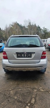 MERCEDES ML W164 KLAPA BAGAŻNIKA TYŁ 775 GOŁA 07 R