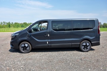Renault Trafic III Combi 2.0 dCi  150KM 2026 Renault Trafic Kombi L2H1 GRAND 9osób Polift czujn, zdjęcie 2