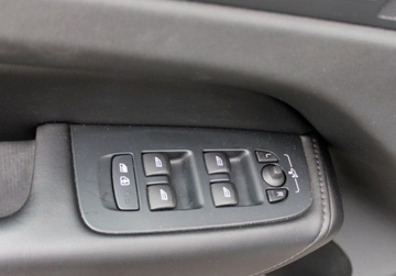 Volvo XC60 II 2023 Volvo XC 60 Volvo XC60 2.0 190KM A8 Plus Dark Salon PL FV23 Serwis ASO GWA, zdjęcie 26