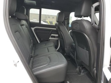Land Rover Defender IV (L663) 2022 Land Rover Defender 2022, 2.0L, 4x4, 110S, po gradobiciu, zdjęcie 10